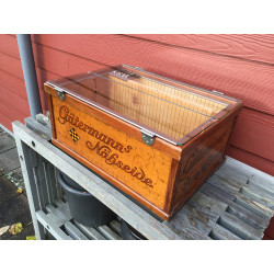 Gütermanns Nähseide kasse med glaslåger (kasse til sytråd i butik)