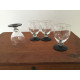 Snapseglas fra Holmegaard med slibninger( 3 streger og 3 blade)?