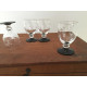 Snapseglas fra Holmegaard med slibninger( 3 streger og 3 blade)?